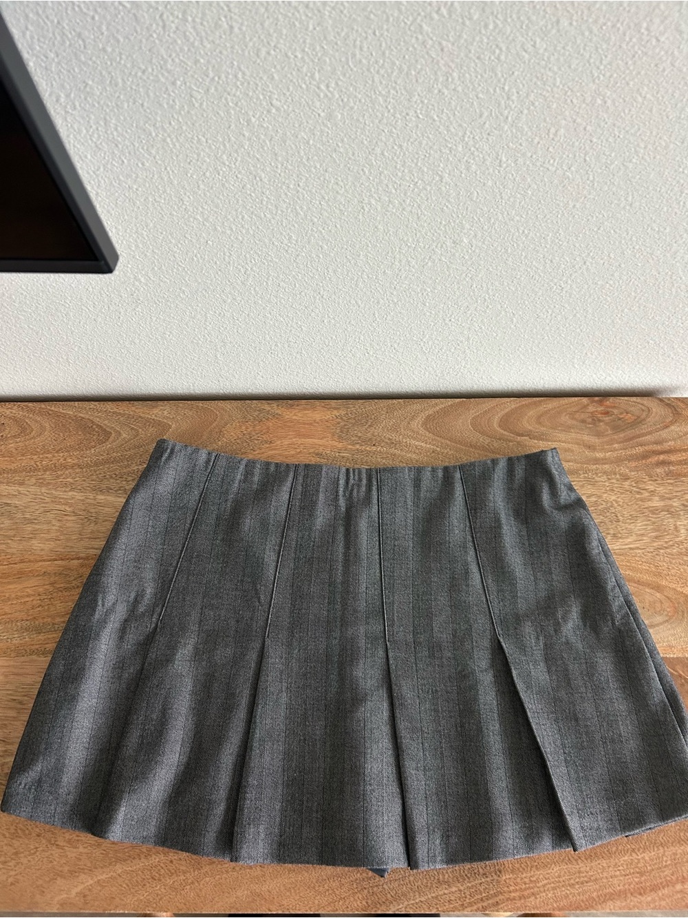 Abercrombie & Fitch Gray Pleated Mini Skort